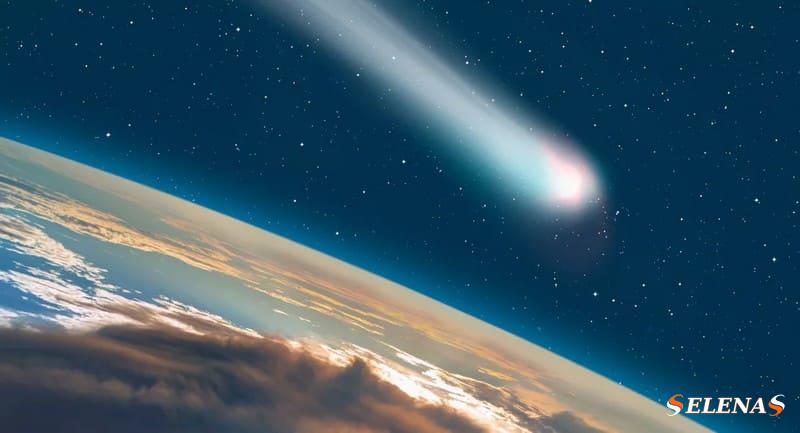Кометы имеют длинные яркие хвосты