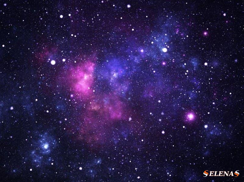 Синяя и фиолетовая космические галактики