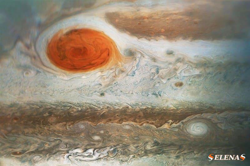 Большое красное пятно — крупный шторм в южной части Юпитера