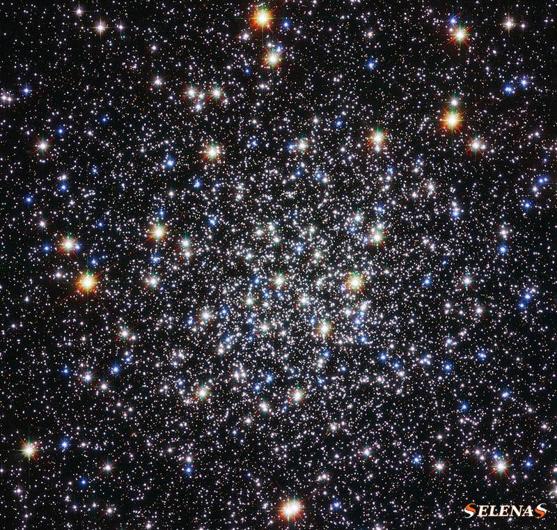 Мессье 12 имеет диаметр 75 световых лет