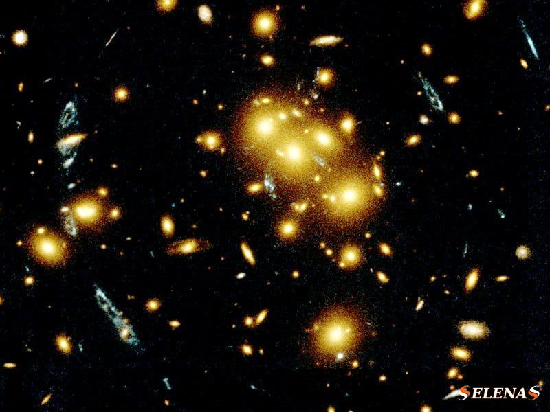 CL 0024+1654 – скопление галактик
